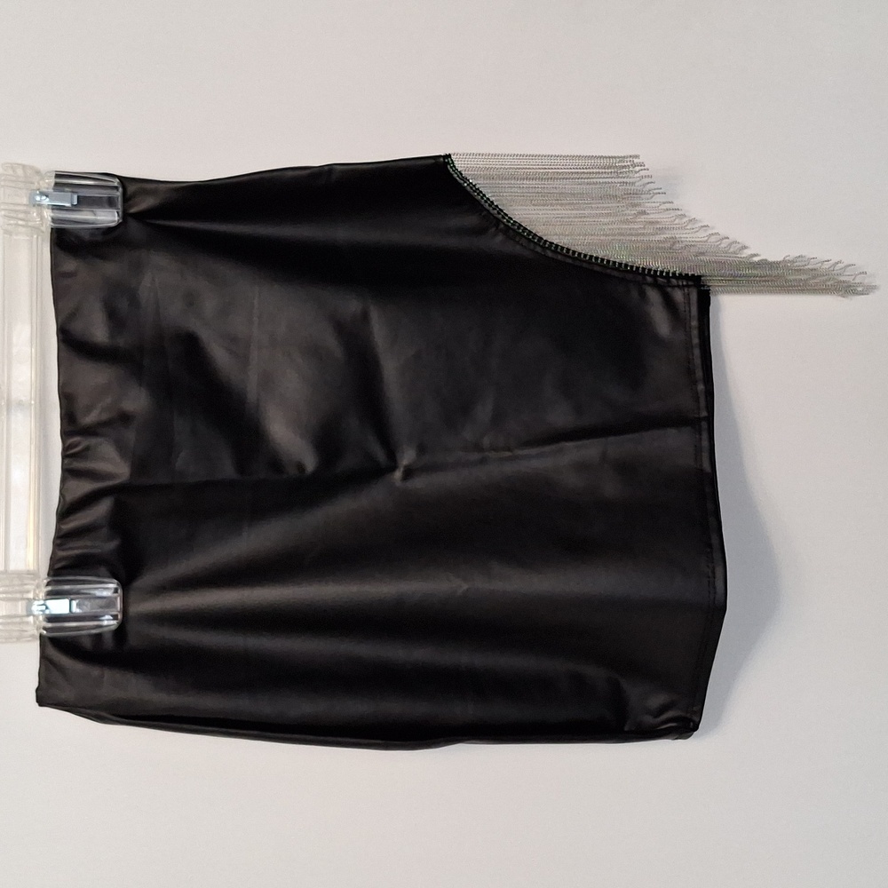 Windsor faux leather skirt with side chain details NWT